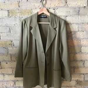 Sag Harbor petite blazer in sage green.